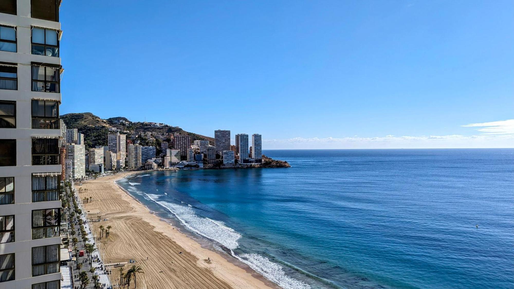 Las Arenas Sea Front Apartments Benidorm Eksteriør billede