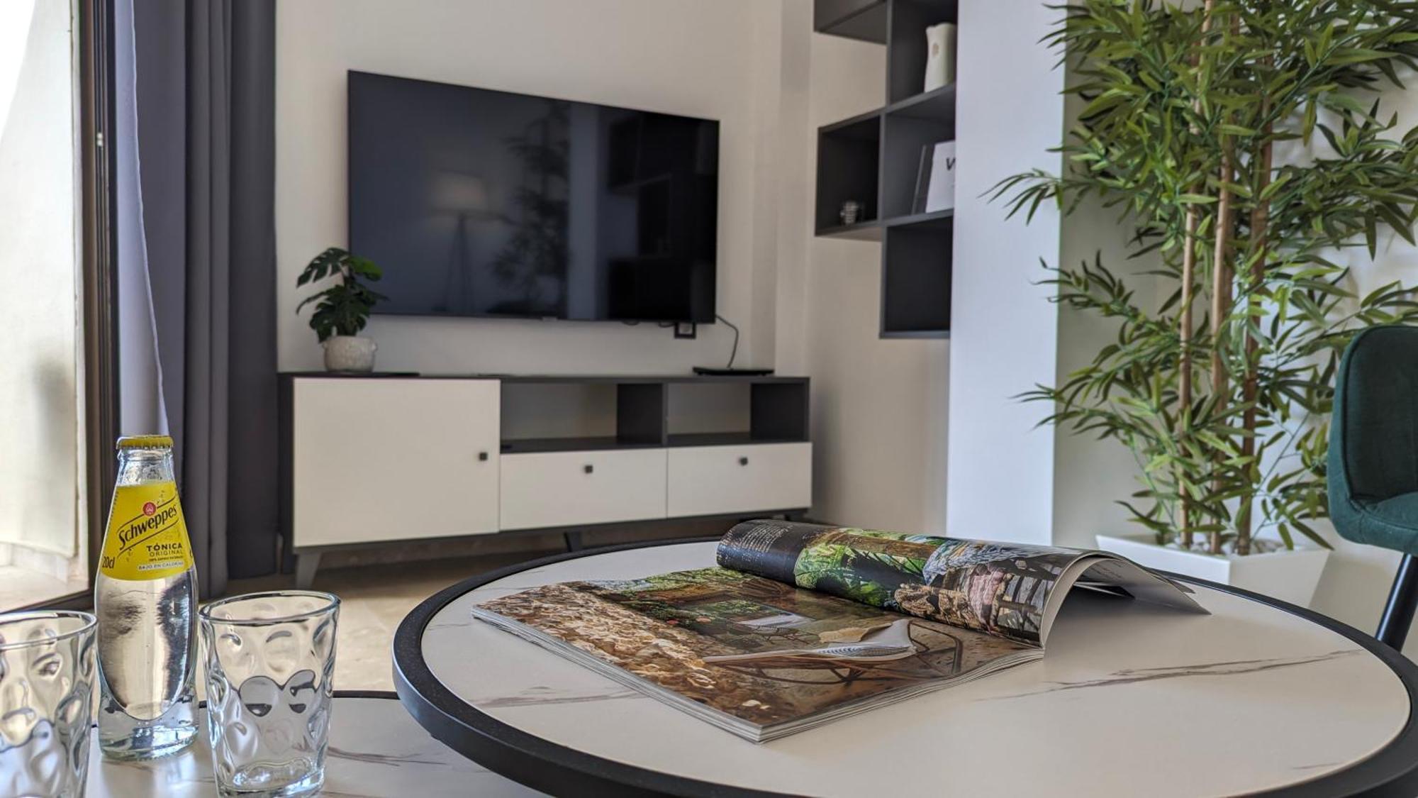 Las Arenas Sea Front Apartments Benidorm Eksteriør billede