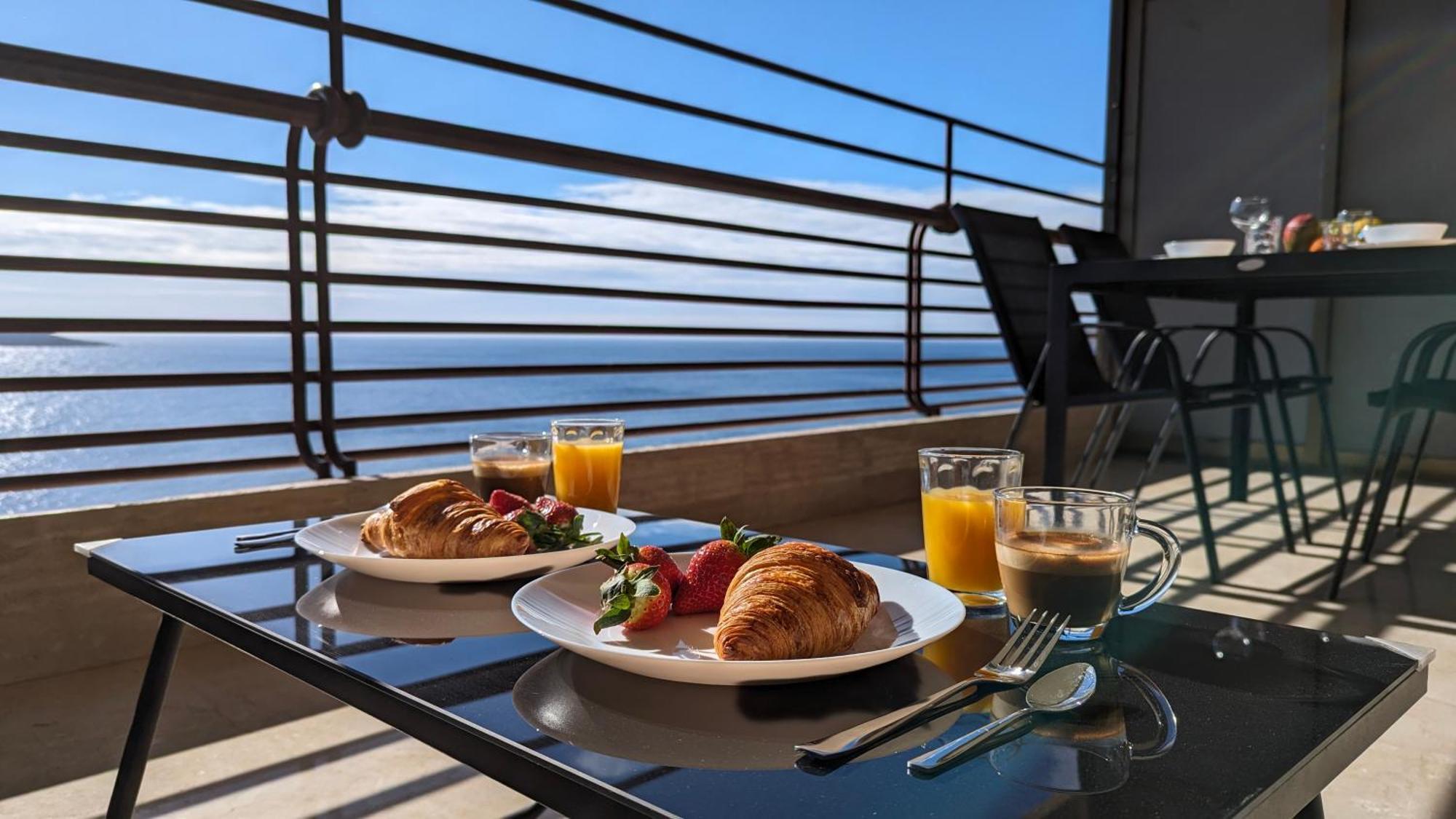Las Arenas Sea Front Apartments Benidorm Eksteriør billede