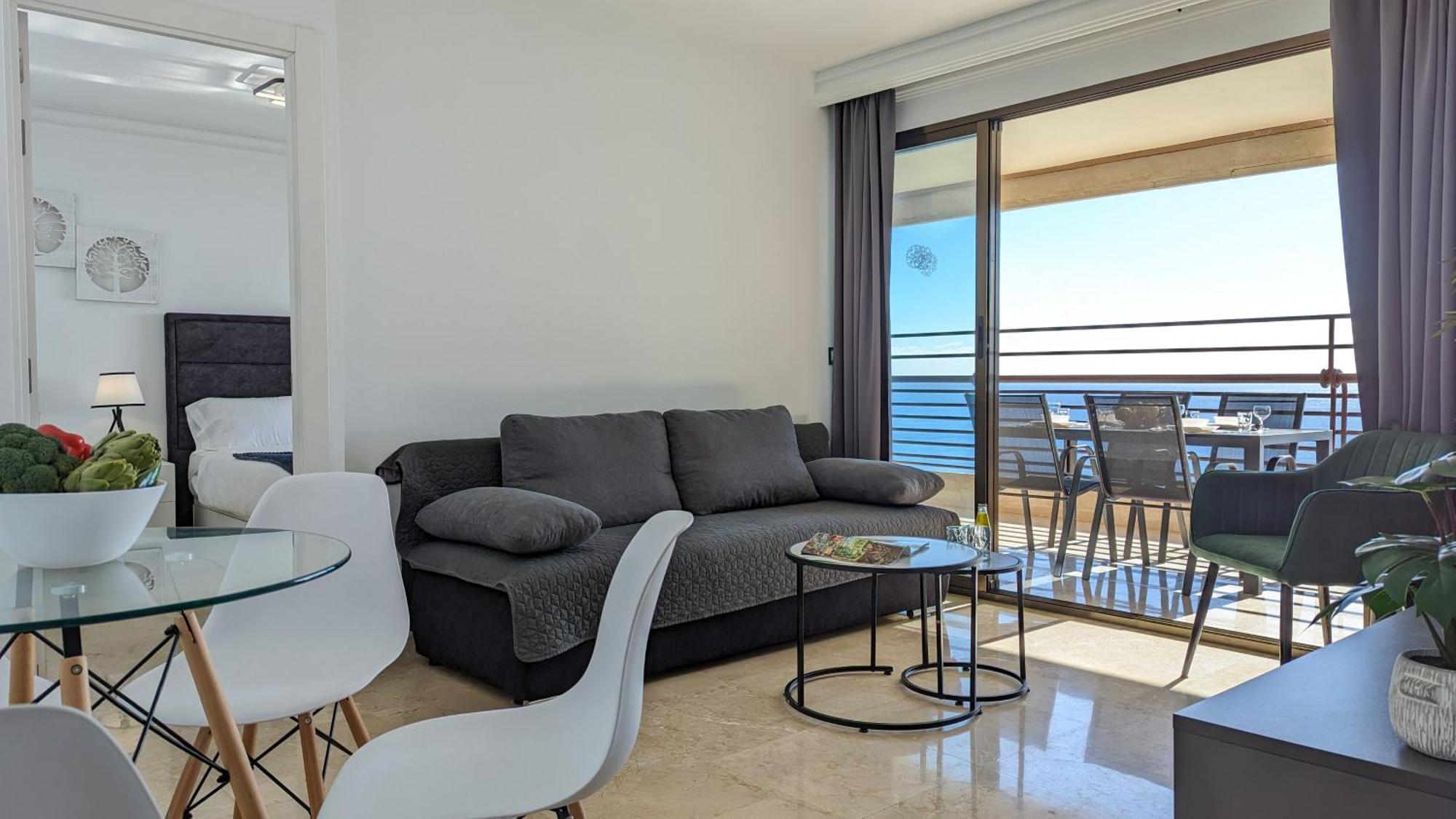 Las Arenas Sea Front Apartments Benidorm Eksteriør billede