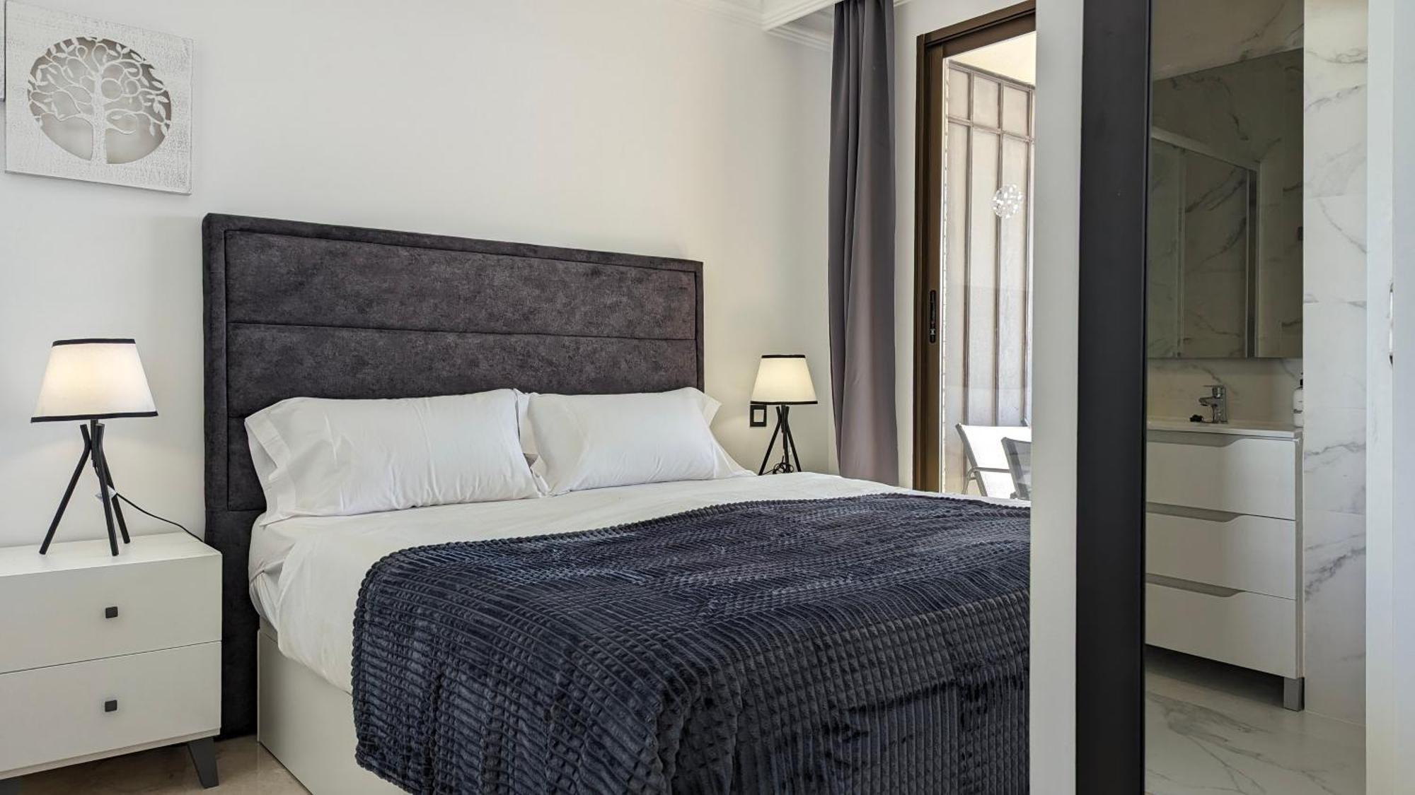 Las Arenas Sea Front Apartments Benidorm Eksteriør billede